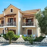 Appartement Marketos 2 *