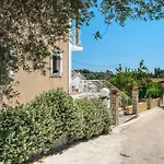 Appartement Marketos 2 *